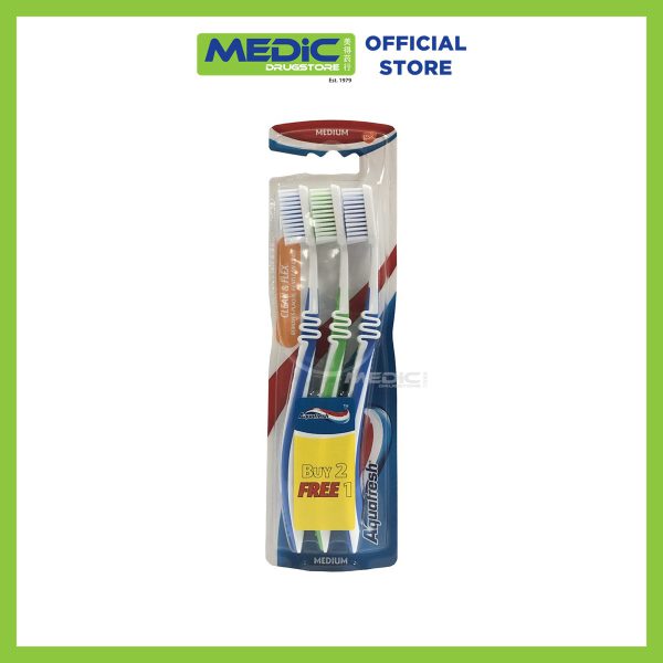 Aquafresh Clean & Flex Toothbrush Medium 2+1s