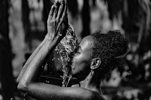 Does Warm Or Cold Water Open Pores