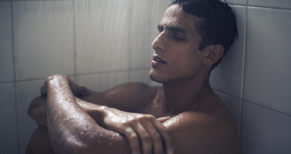 Are Hot Or Cold Showers Better For Acne